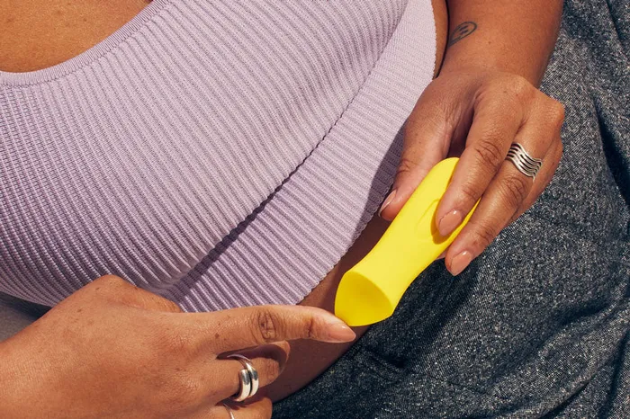 Dame Kip Lipstick Vibrator Dame Female Sex Toys